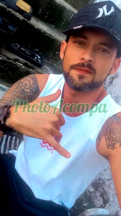 Rico, garoto de programa em Olinda