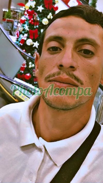 Niculas, garoto de programa em Brasília
