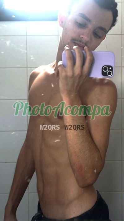 Vítor (21) 98438-0202, garoto de programa no Rio de Janeiro