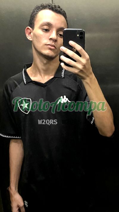 Vítor (21) 98438-0202, garoto de programa no Rio de Janeiro