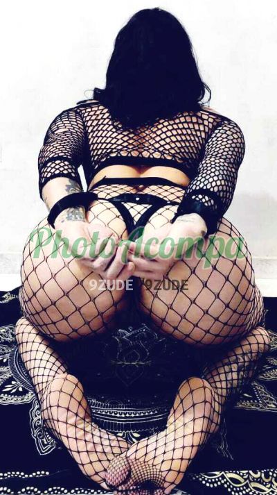 Nina Sampaio, escort em Santos