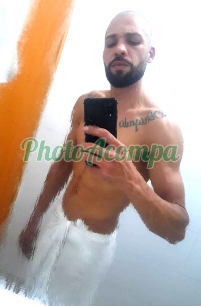 Renato Rodrigues, garoto de programa em Taboão da Serra