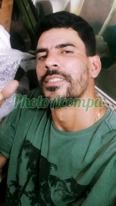 Airton, garoto de programa em Macaé