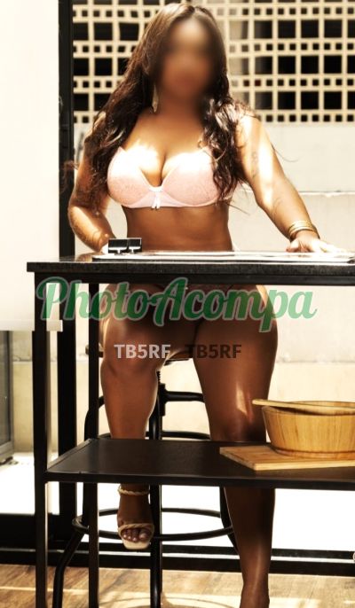 Larrissa, escort em Copacabana (RJ)