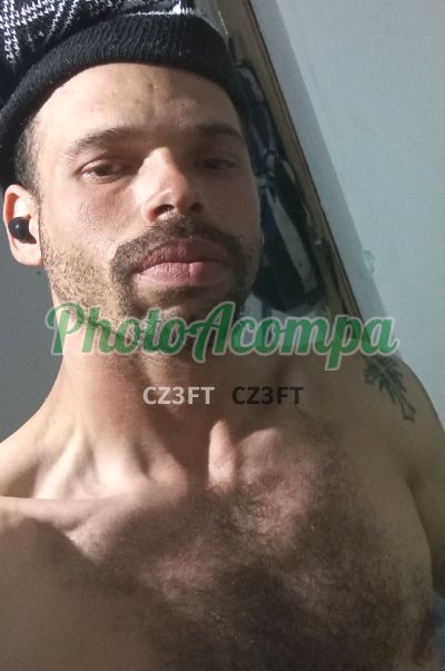 Rodrigo, garoto de programa em Curitiba