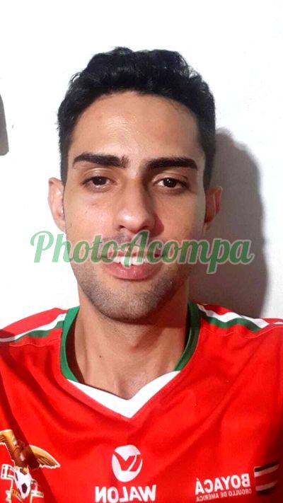 Thiago Henrique, garoto de programa em Monte Carmelo