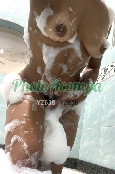 Bia, garota de programa em Santo Amaro (SP)