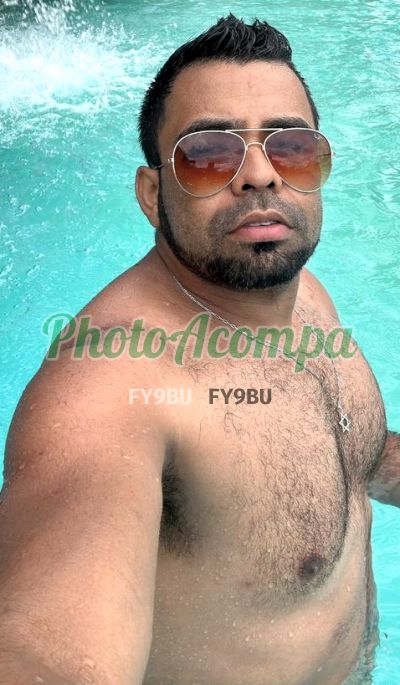 Jhony Moreninho, garoto de programa em Pouso Alegre