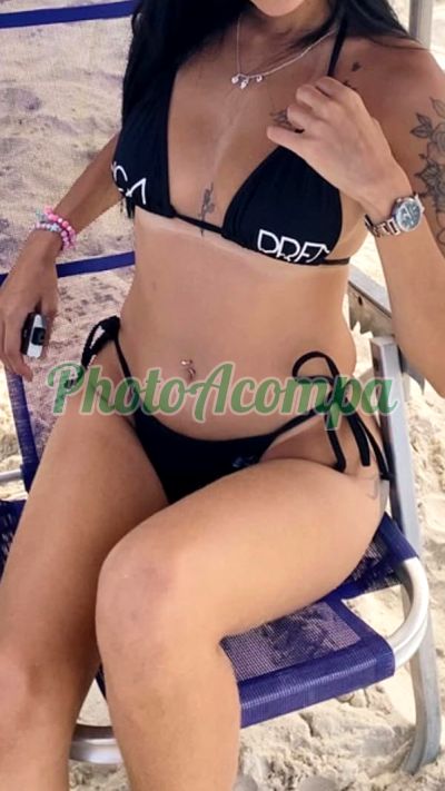 Ímola Ferraz, escort em Trindade