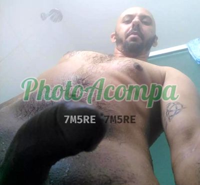 Kareka, homem que faz massagens eróticas em São Paulo