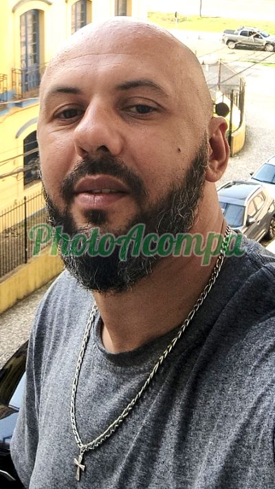 Kareka, homem que faz massagens eróticas em São Paulo
