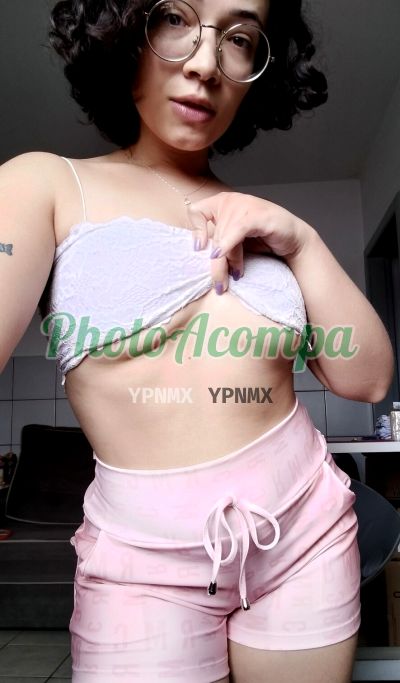 Lily, mulher que faz videochamadas e sexting
