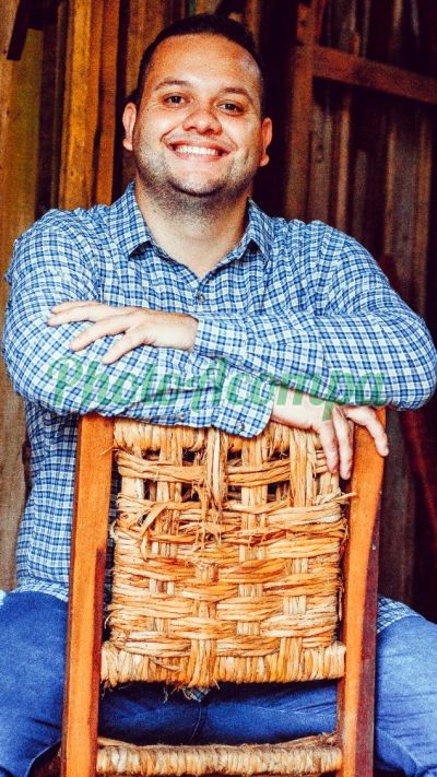 Pedro Lima, garoto de programa em Cajuru (Curitiba)