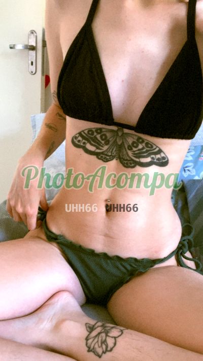 Yastrixx, mulher que faz videochamadas e sexting