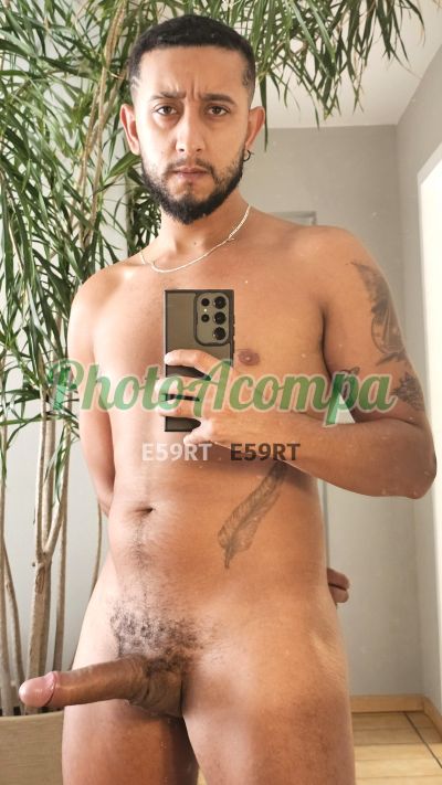 Ali dotado, garoto de programa em Porto Alegre