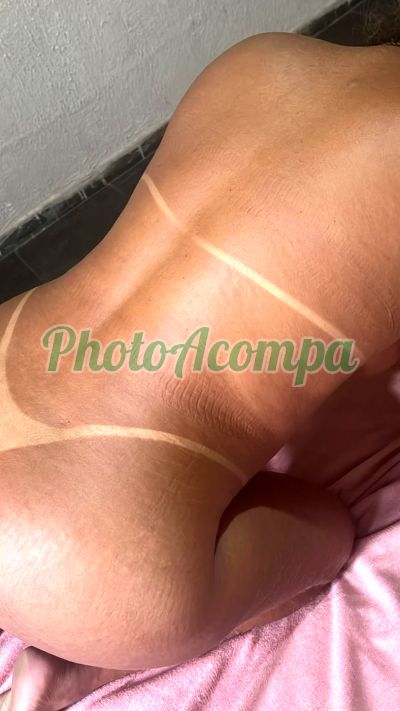 Jade, mulher que faz videochamadas e sexting