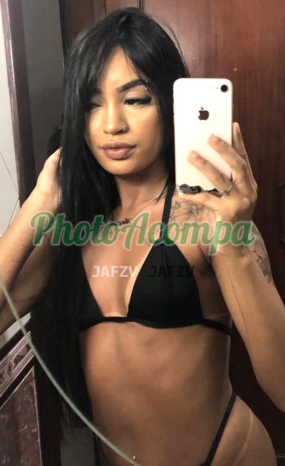 Vitória, garota de programa em São Vicente
