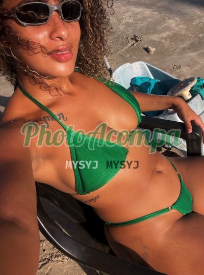 Jullia, garota de programa no Recreio dos Bandeirantes (RJ)