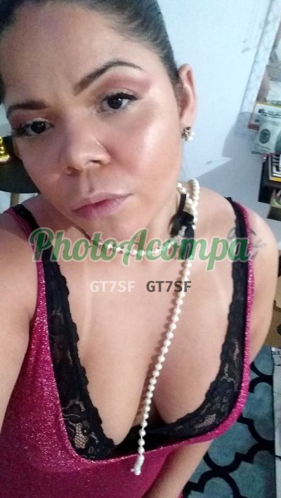 Carolzinha (21) 99562-8206, mulher que faz massagens eróticas em Guarulhos