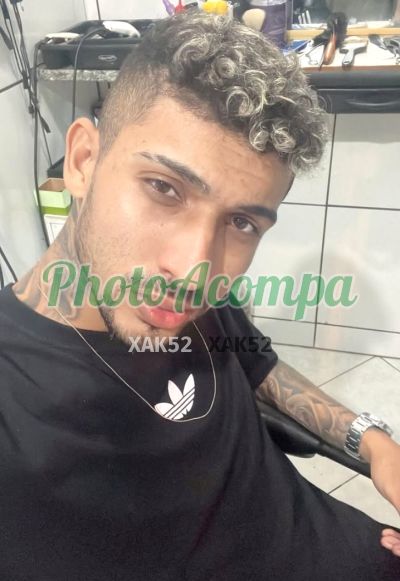 Felippe Barbosa, garoto de programa em Copacabana (RJ)