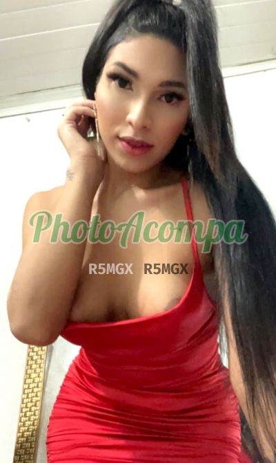 Fernanda Moraes, travesti na Liberdade (SP)
