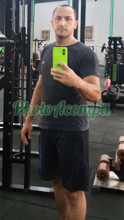 Fernando, garoto de programa em Goiânia