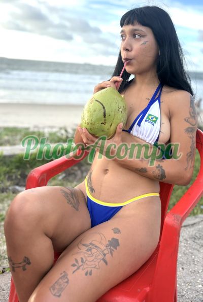 Catito, mulher que faz videochamadas e sexting