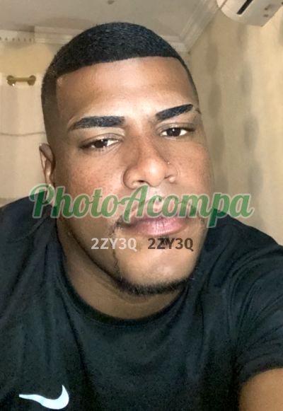 Breno Santos, garoto de programa em Macaé