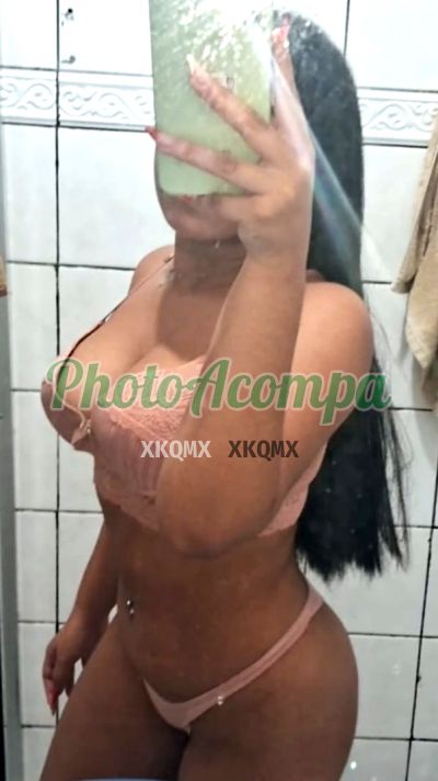 Clarinha, garota de programa no Guará