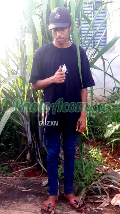 Kauã, garoto de programa em Trindade
