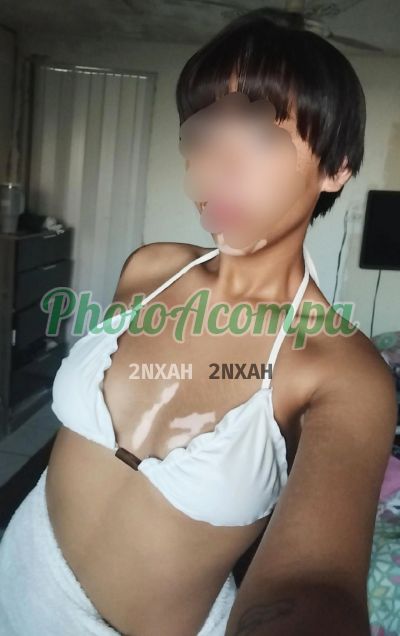 Tauany, mulher que faz videochamadas e sexting