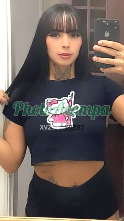 Belline, mulher que faz videochamadas e sexting