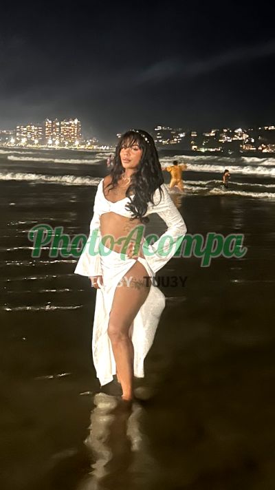Agatha, escort no Guarujá