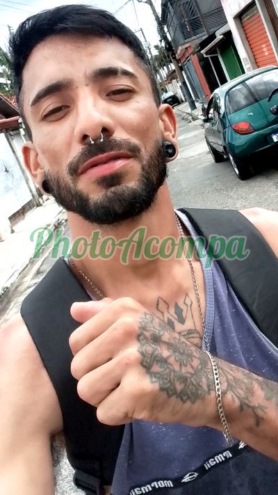 Nando, garoto de programa em Taubaté