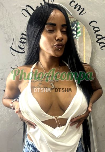 India, acompanhante em Copacabana (RJ)