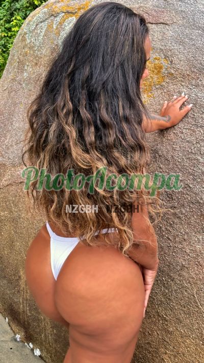 Branca, acompanhante na Barra da Tijuca (RJ)