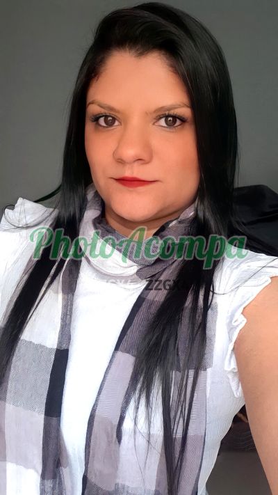 Carolzinha Oliveira, garota de programa em Itapevi