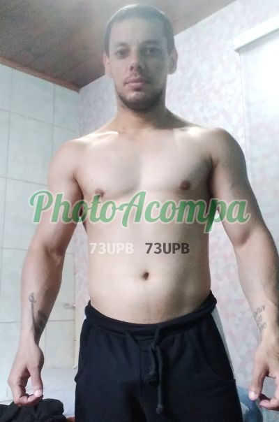 Johnny, garoto de programa em Pinhais