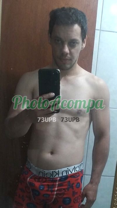 Johnny, garoto de programa em Pinhais
