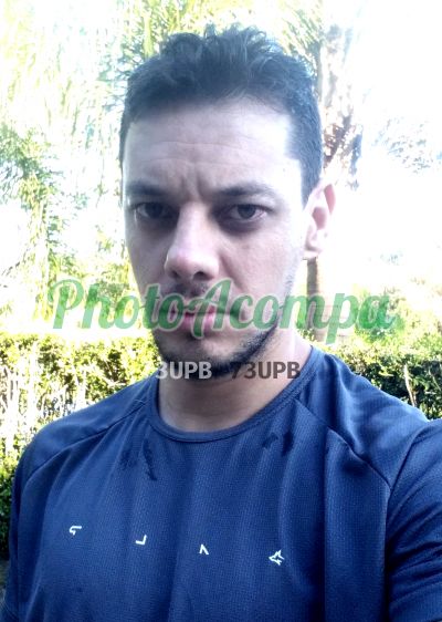 Johnny, garoto de programa em Pinhais