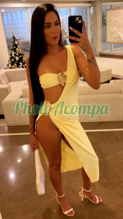 Íris Ferrari (24) 99287-8455, escort em Campos do Jordão