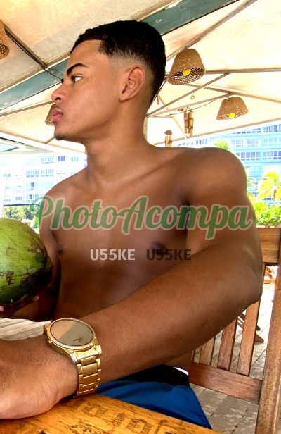 João (21) 99662-2746, garoto de programa em Copacabana (RJ)