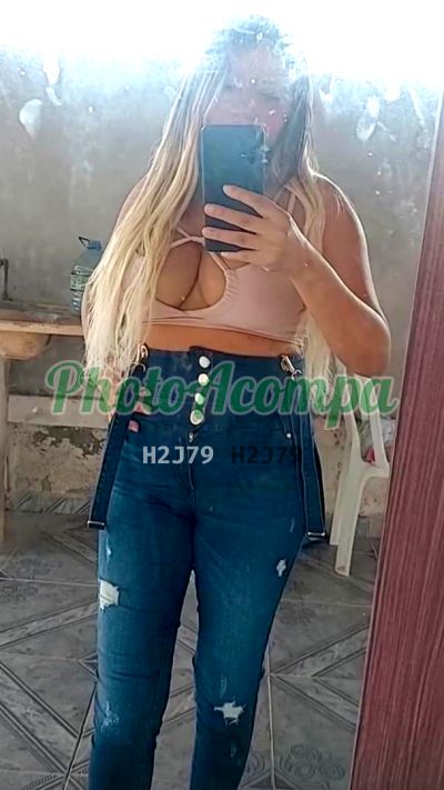 Elly Lodo, mulher que faz videochamadas e sexting