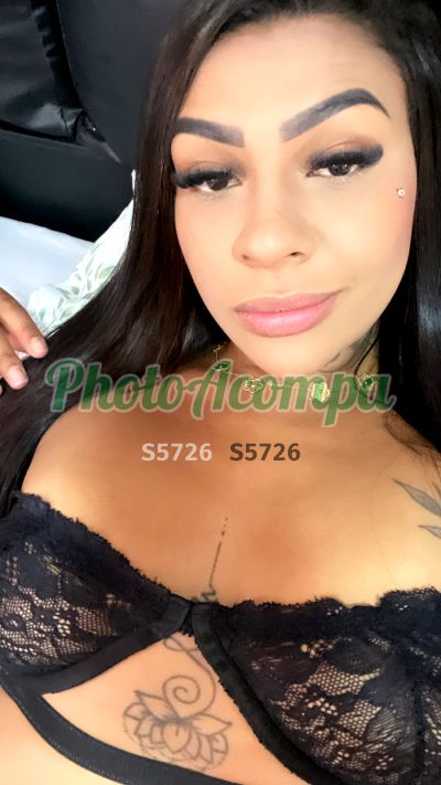 Vitória Mueller, acompanhante no ABC Paulista