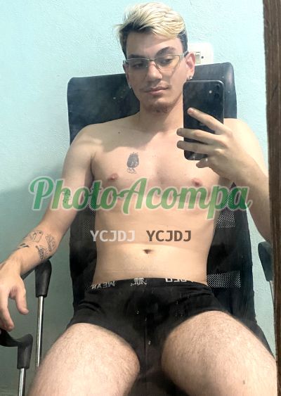 Lukas Vieira, garoto de programa em Osasco