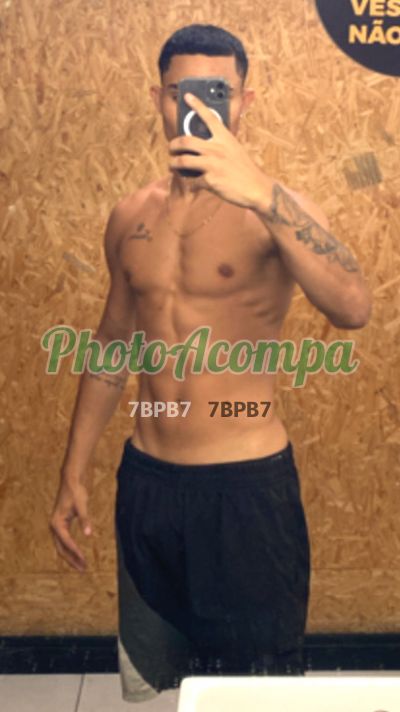 Miguel (21) 97904-3524, garoto de programa em Copacabana (RJ)