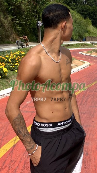 Miguel (21) 97904-3524, garoto de programa em Copacabana (RJ)