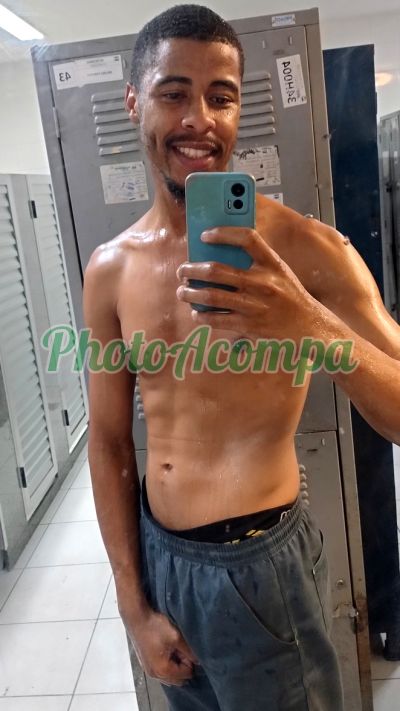 Lobo (21) 96613-9160, garoto de programa no Rio de Janeiro