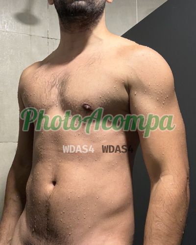 Terapeuta Argentino, homem que faz massagens eróticas na Barra da Tijuca (RJ)