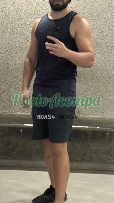 Terapeuta Argentino, homem que faz massagens eróticas na Barra da Tijuca (RJ)